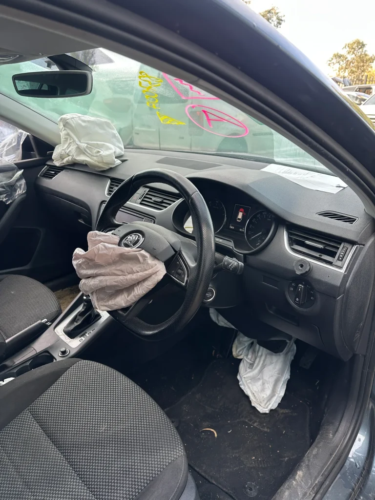 Skoda Octavia 2016 Grey Auto Petrol