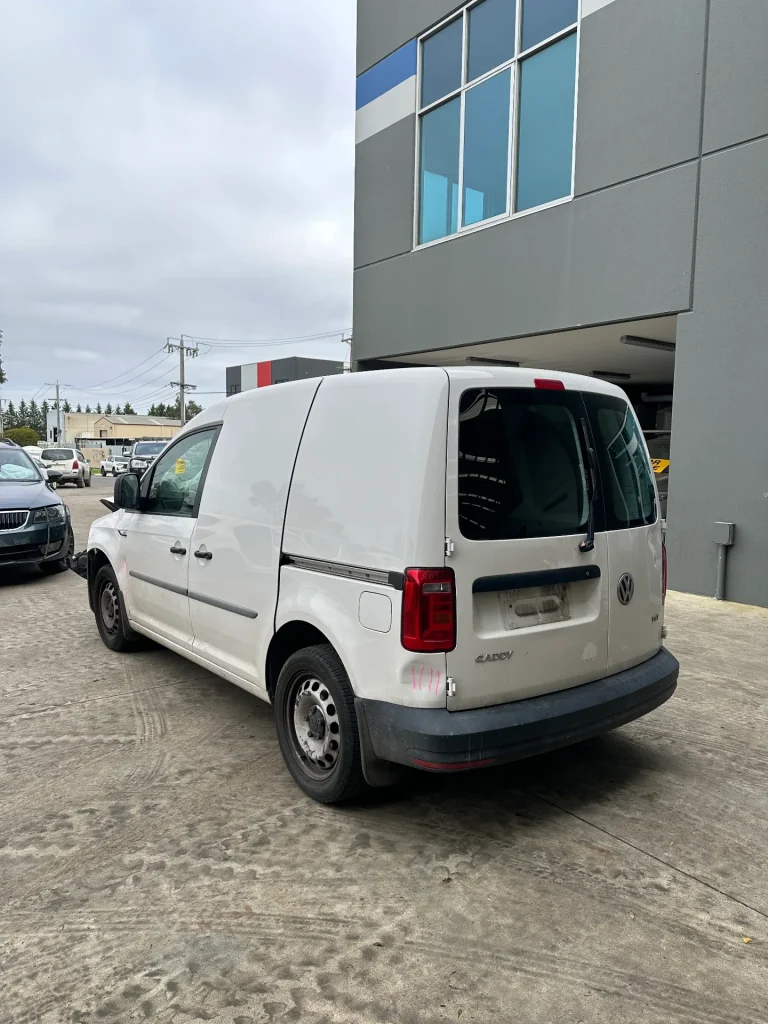 Volkswagen Caddy 2017 White Auto Petrol