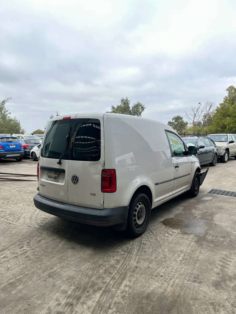 Volkswagen Caddy 2017 White Auto Petrol