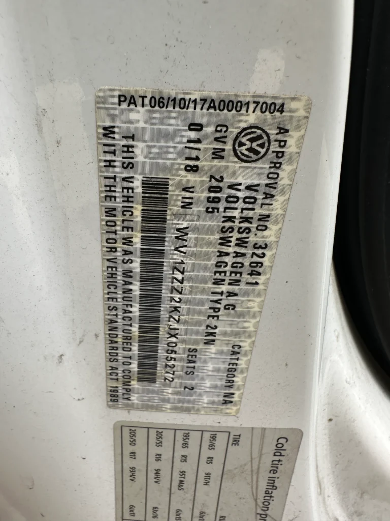 Volkswagen Caddy 2017 White Auto Petrol