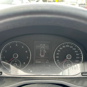 Volkswagen Caddy 2017 White Auto Petrol