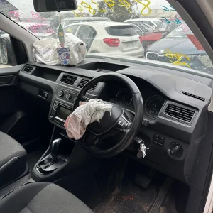 Volkswagen Caddy 2017 White Auto Petrol