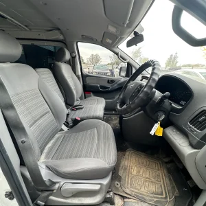 Hyundai iload 2018 White Auto Diesel