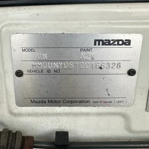 Mazda Bravo 2001 White Man Petrol