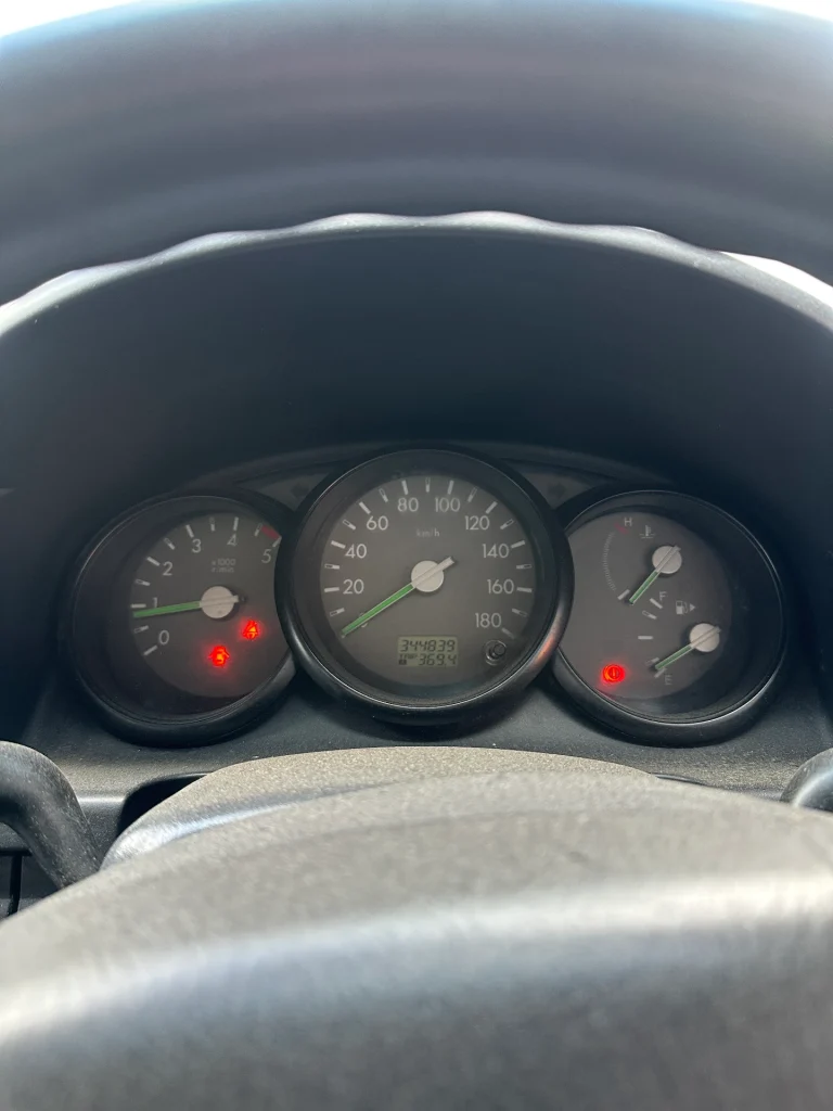 Mazda BT50 2008 White Man Diesel