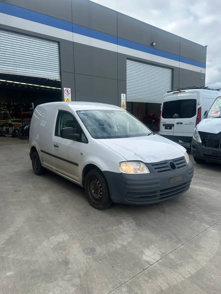 Volkswagen Caddy 2008 White Auto Diesel
