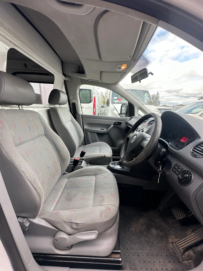 Volkswagen Caddy 2008 White Auto Diesel