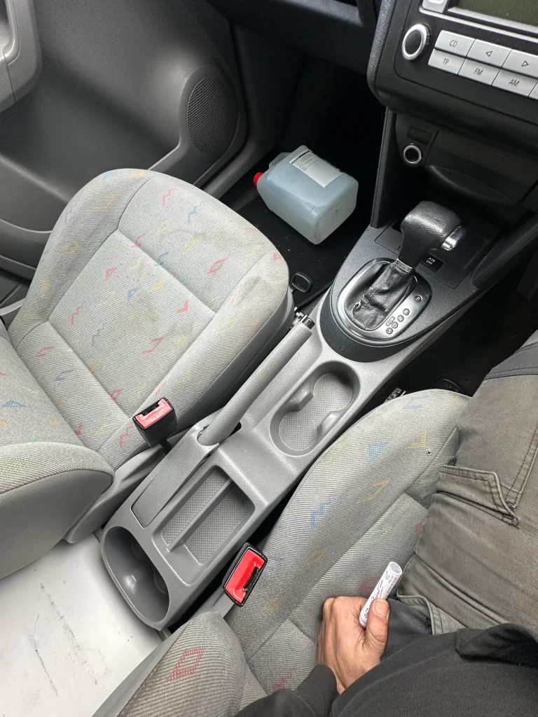 Volkswagen Caddy 2008 White Auto Diesel