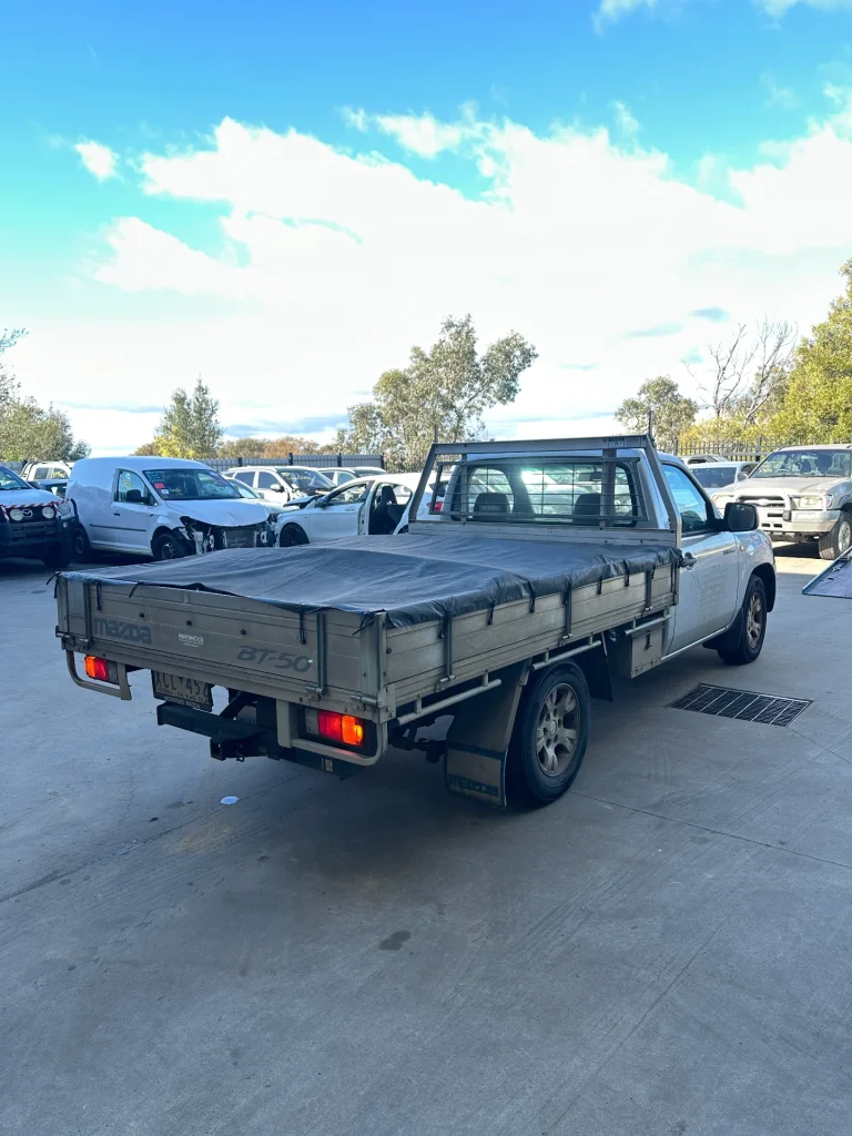 Mazda BT50 2009 Silver Man Diesel