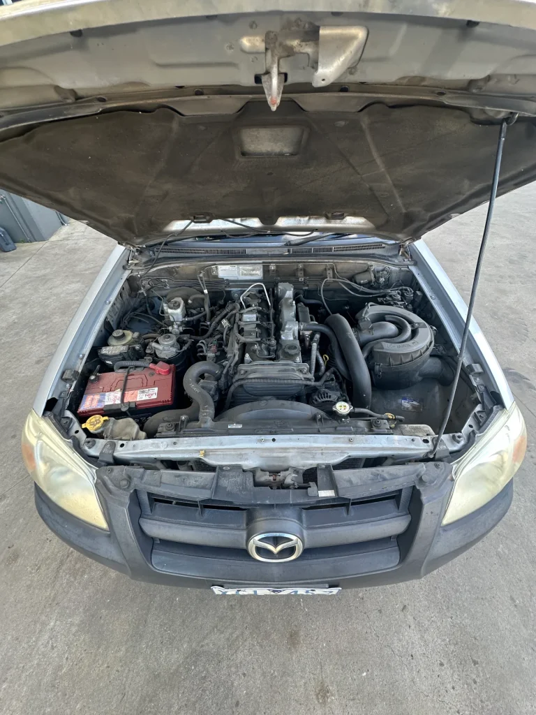 Mazda BT50 2009 Silver Man Diesel