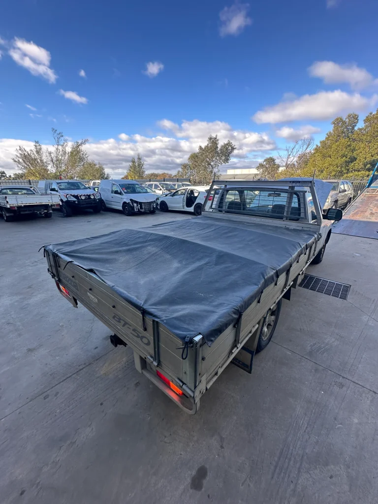 Mazda BT50 2009 Silver Man Diesel