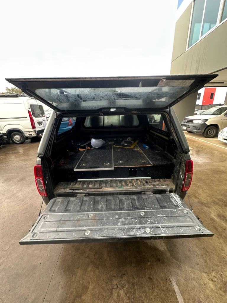 Nissan Navara 2010 Grey Auto Diesel