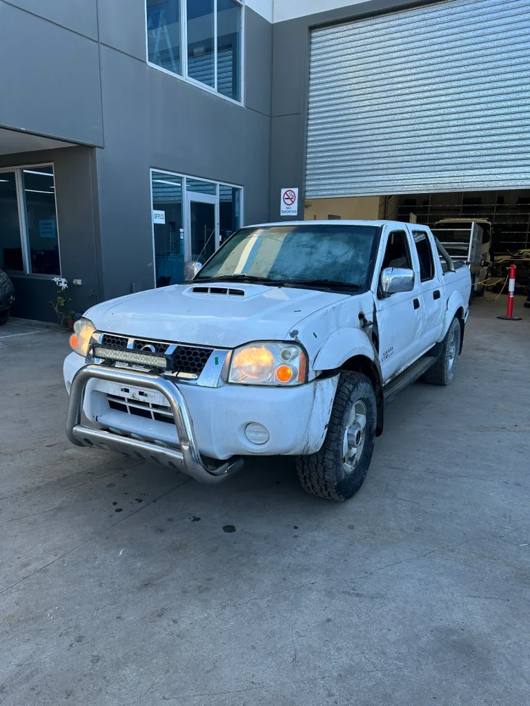 Nissan Navara 2012 White Man Diesel