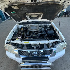 Nissan Navara 2012 White Man Diesel