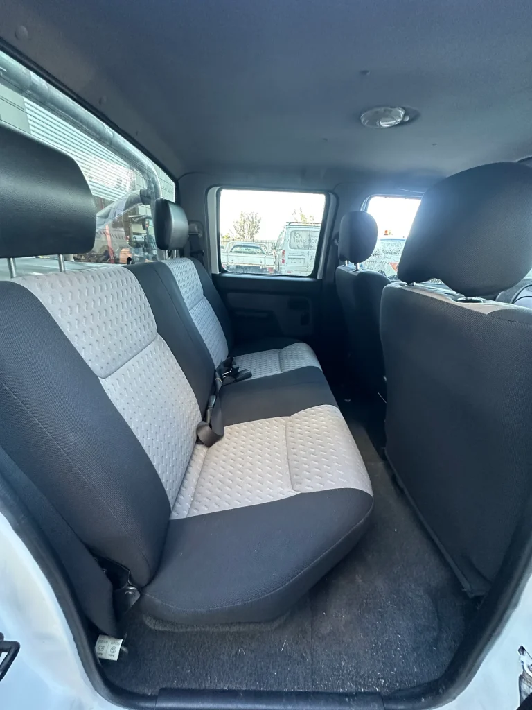 Nissan Navara 2012 White Man Diesel