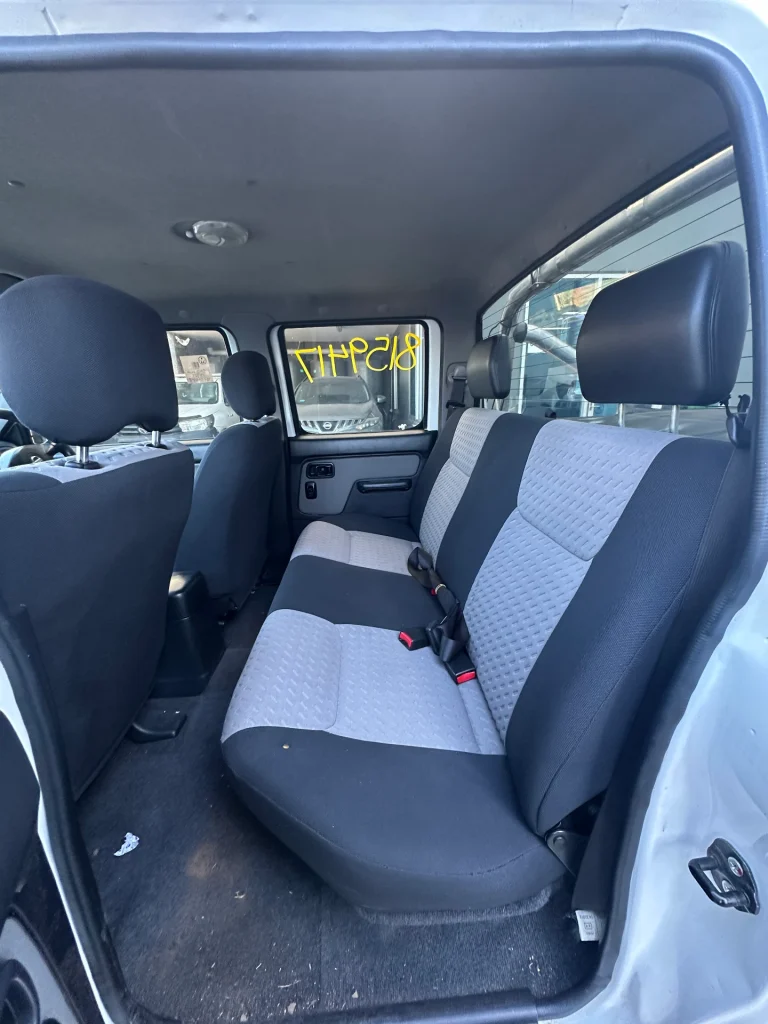 Nissan Navara 2012 White Man Diesel