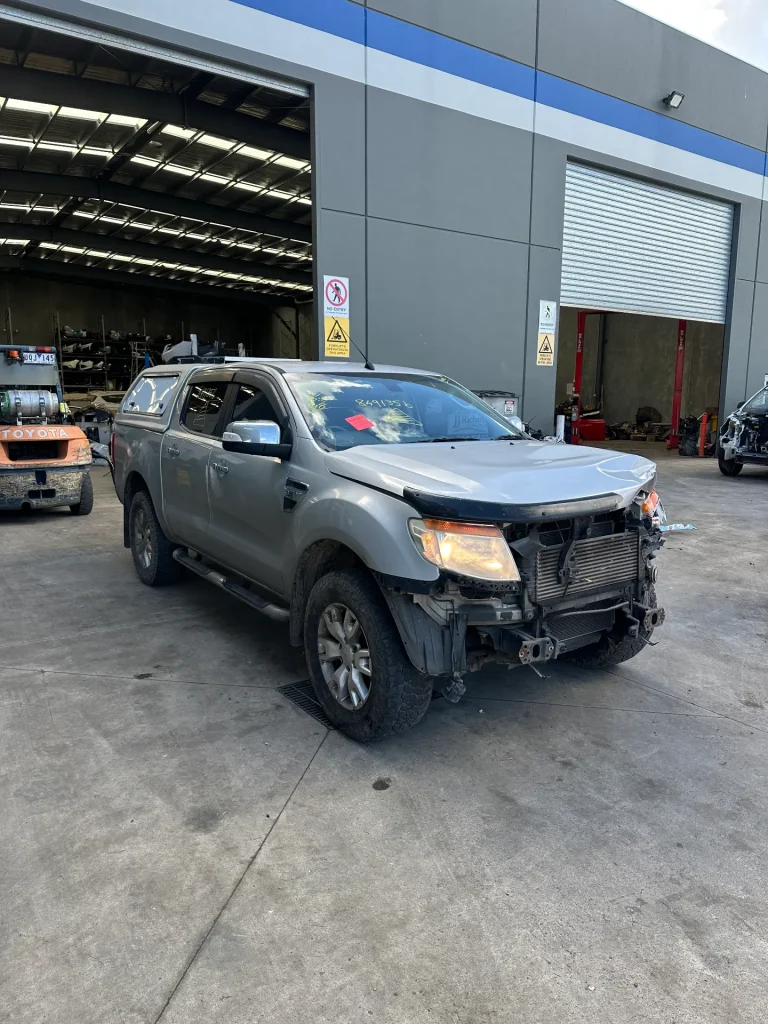 Ford Ranger 2013 Silver Auto Diesel