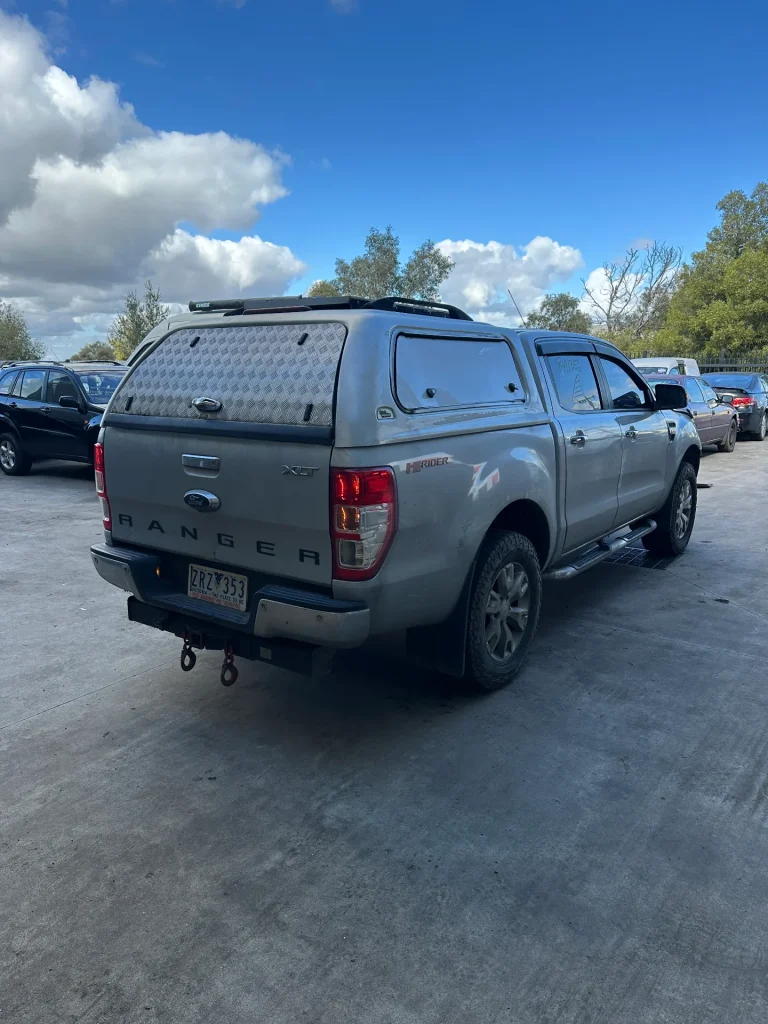 Ford Ranger 2013 Silver Auto Diesel