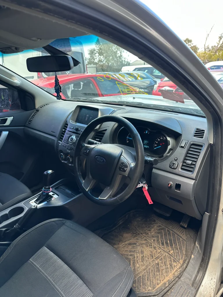 Ford Ranger 2013 Silver Auto Diesel