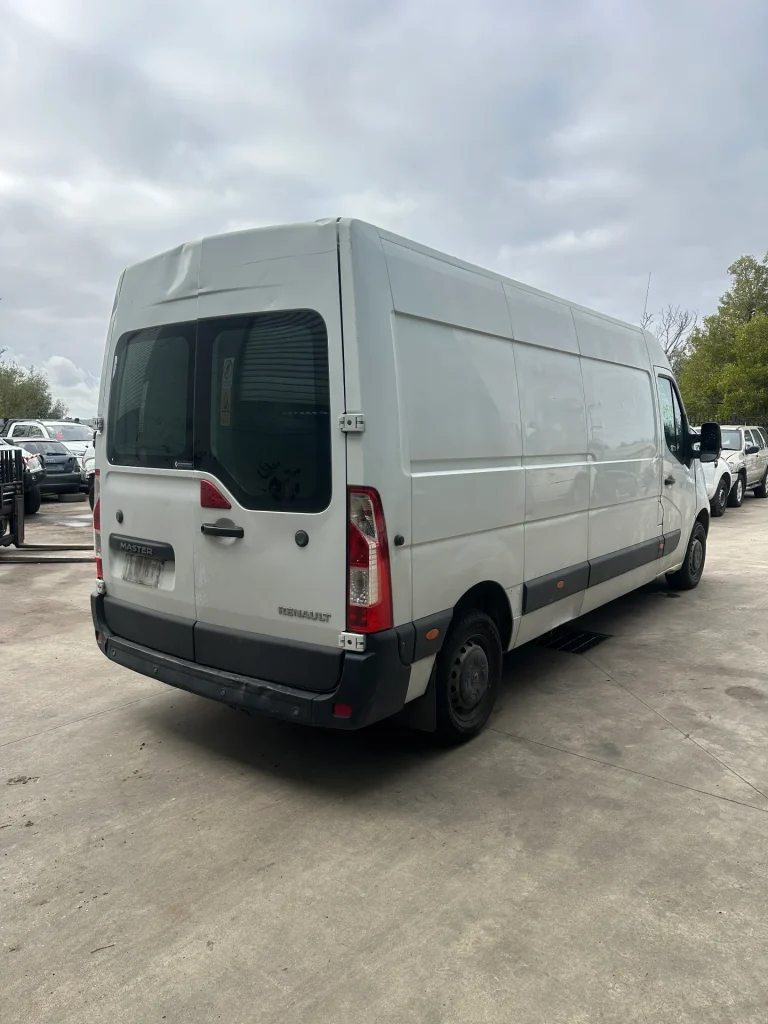 Renault Master 2017 White Auto Diesel