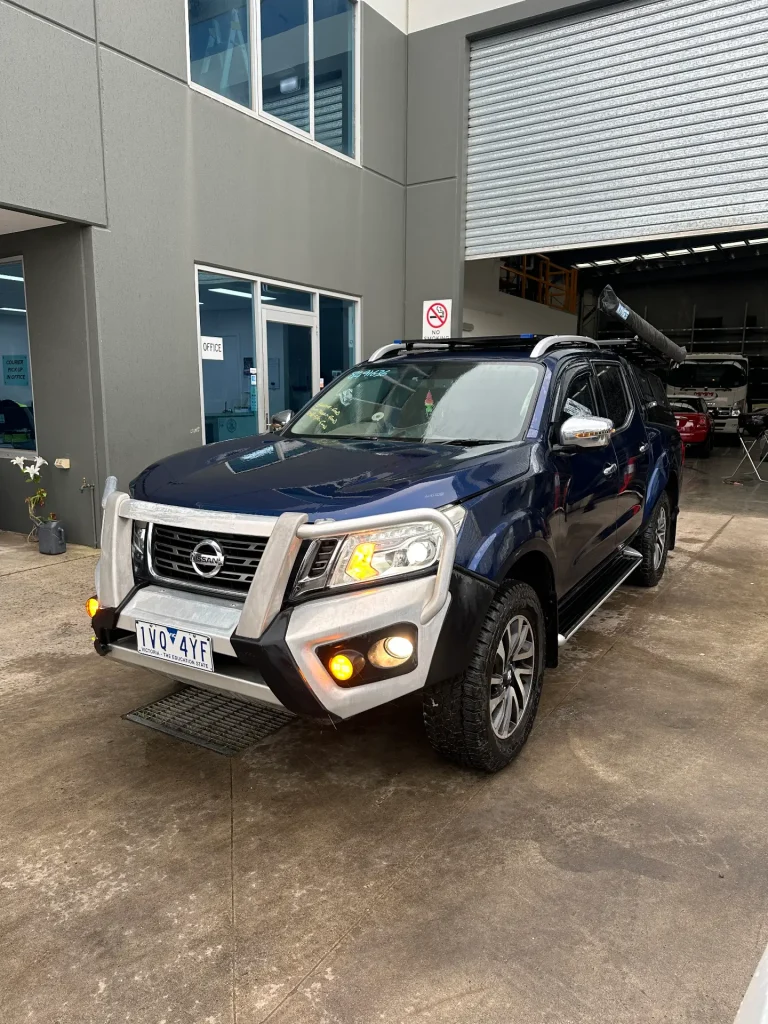 Nissan Navara 2018 Blue Auto Diesel