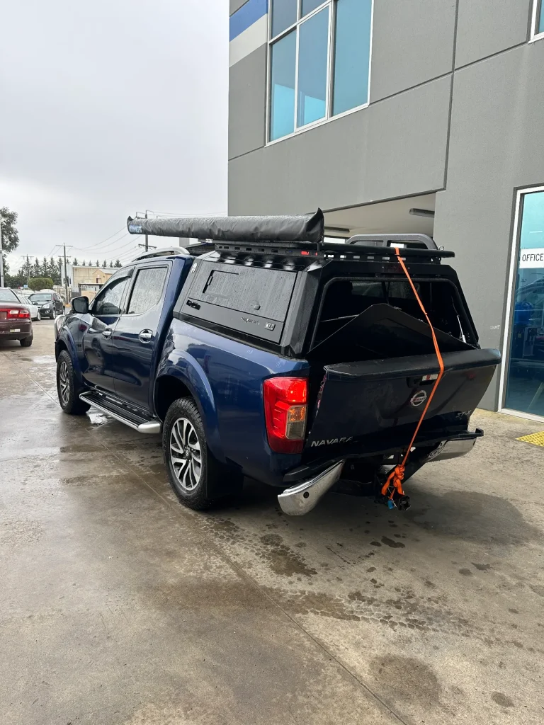 Nissan Navara 2018 Blue Auto Diesel
