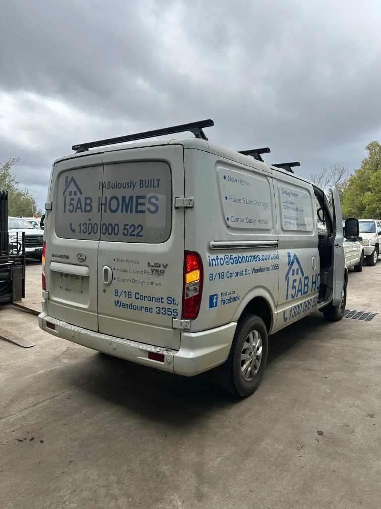 LDV V80 2019 White Auto Diesel