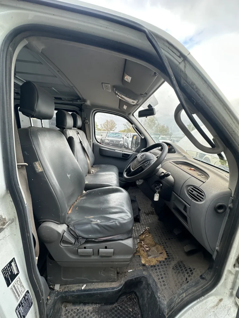 LDV V80 2019 White Auto Diesel