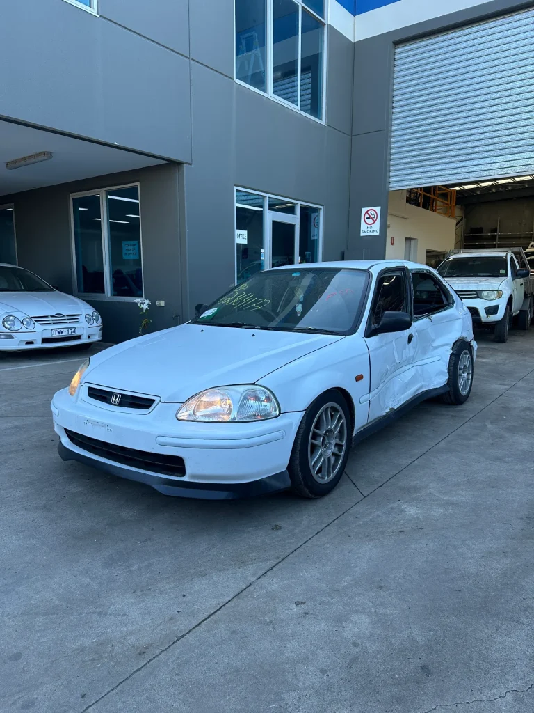 Honda Civic 1997 White Auto Petrol