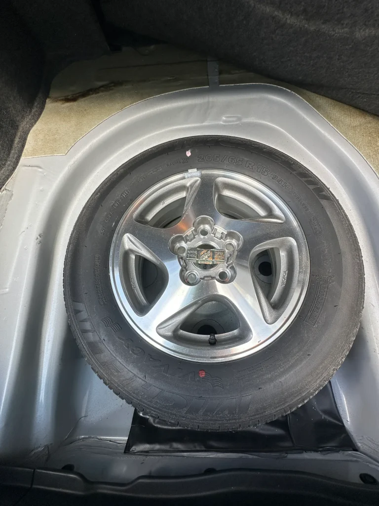 Toyota Camry 2000 Silver Man Petrol