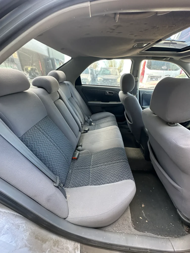 Toyota Camry 2000 Silver Man Petrol