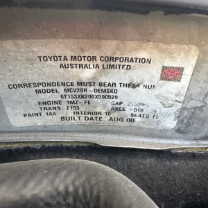 Toyota Camry 2000 Silver Man Petrol