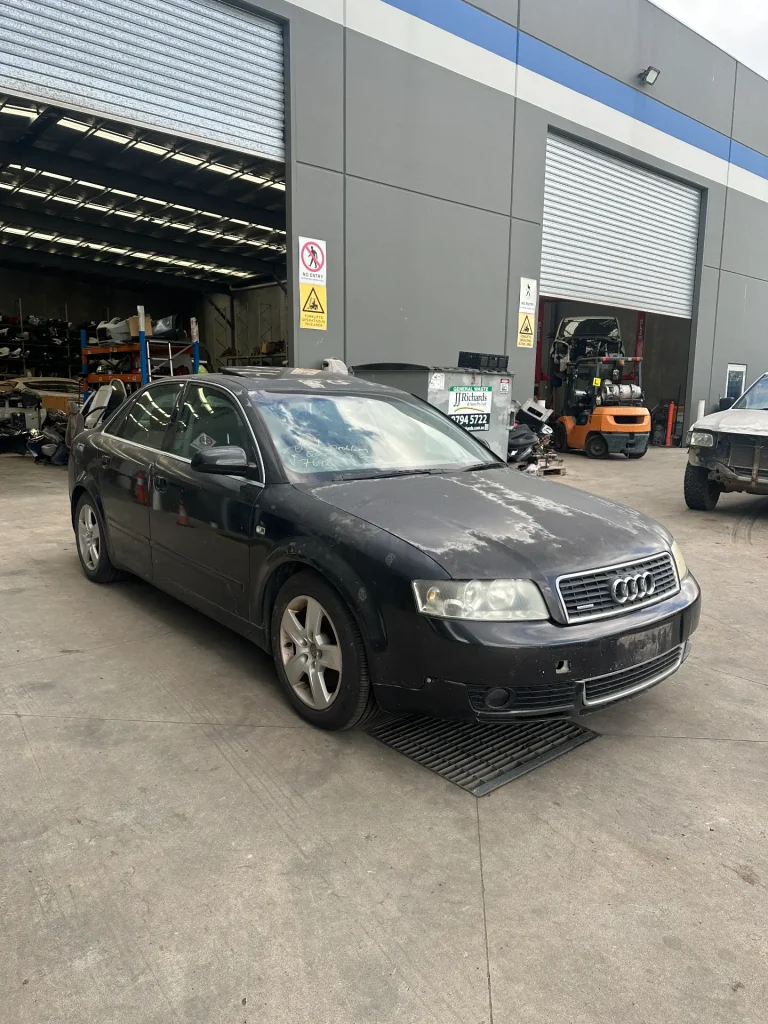 Audi A4 2003 Black Man Petrol