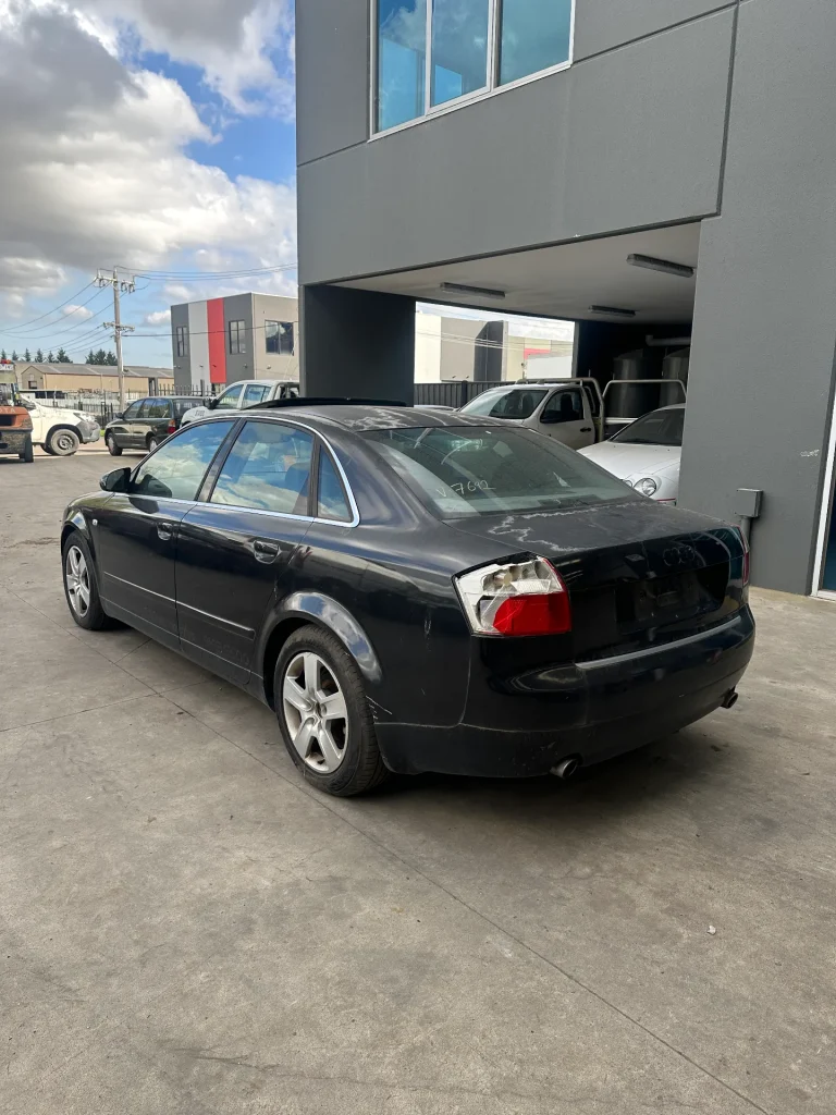 Audi A4 2003 Black Man Petrol