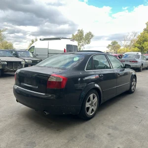 Audi A4 2003 Black Man Petrol