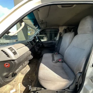 Toyota Hiace 2006 White Man Petrol