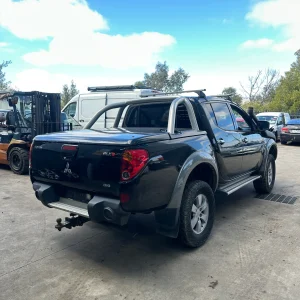 Mitsubishi Triton 2009 Black Man Diesel
