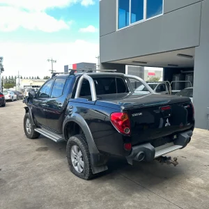 Mitsubishi Triton 2009 Black Man Diesel
