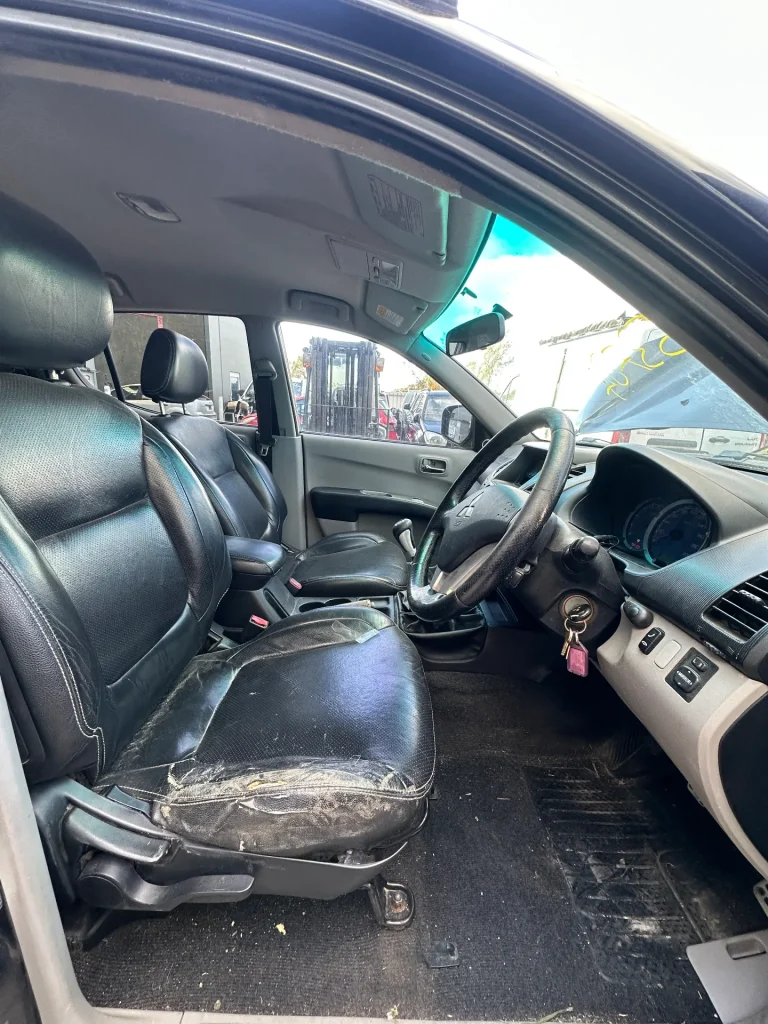 Mitsubishi Triton 2009 Black Man Diesel