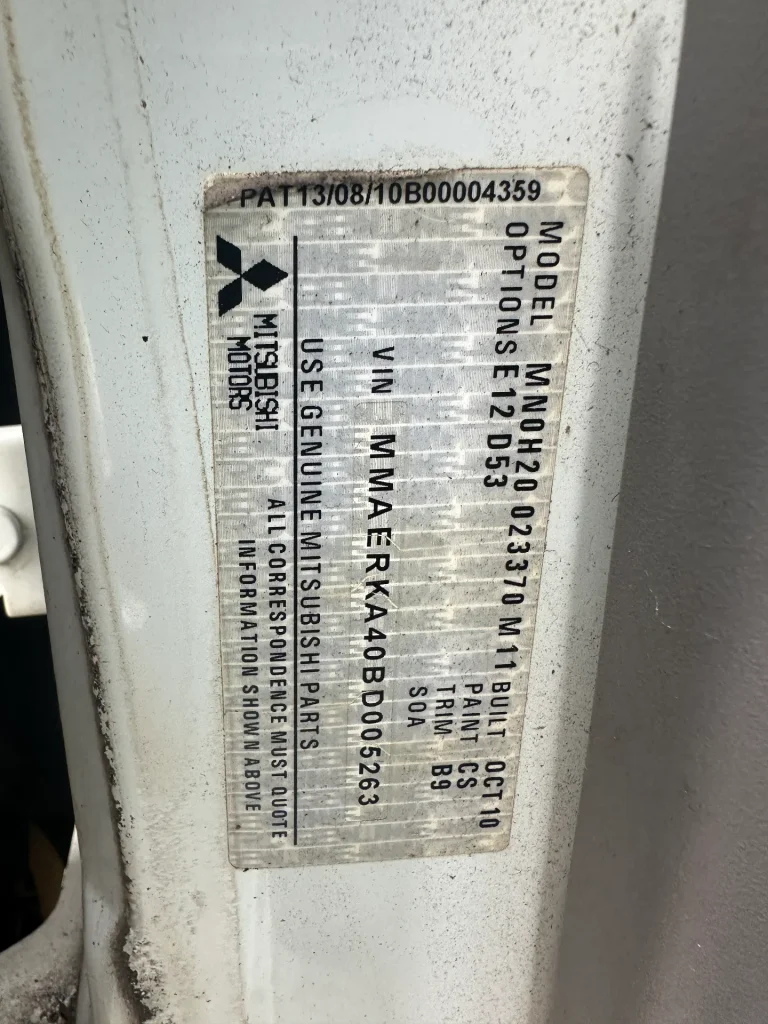 Mitsubishi Triton 2010 White Auto Diesel