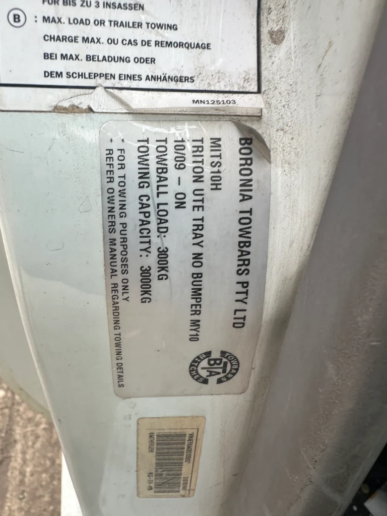 Mitsubishi Triton 2010 White Auto Diesel