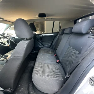 Volkswagen Golf 2011 White Man Petrol