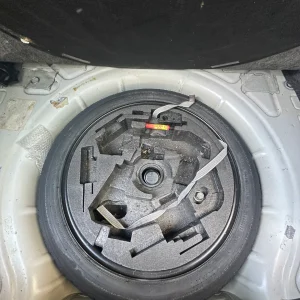Volkswagen Golf 2011 White Man Petrol