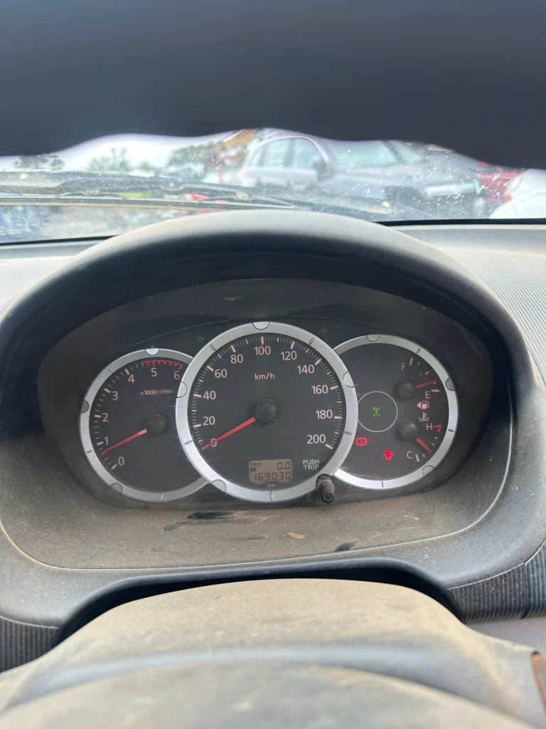 Mitsubishi Triton 2013 White Man Diesel