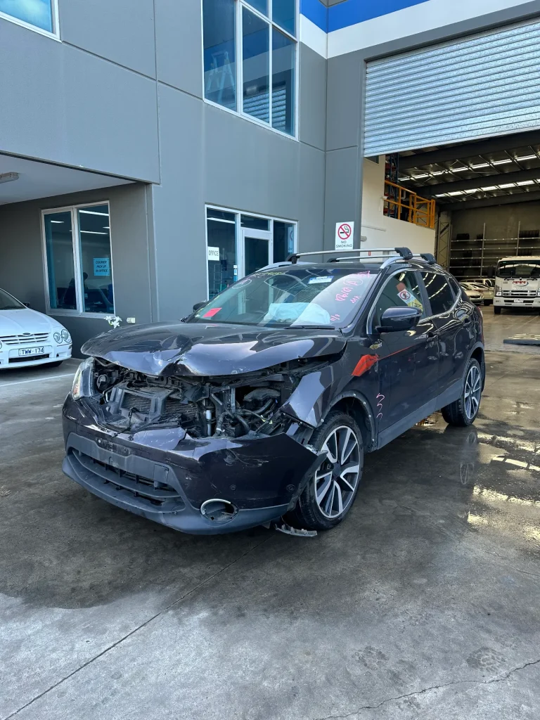 Nissan QASHQAI 2016 Purple Auto Petrol