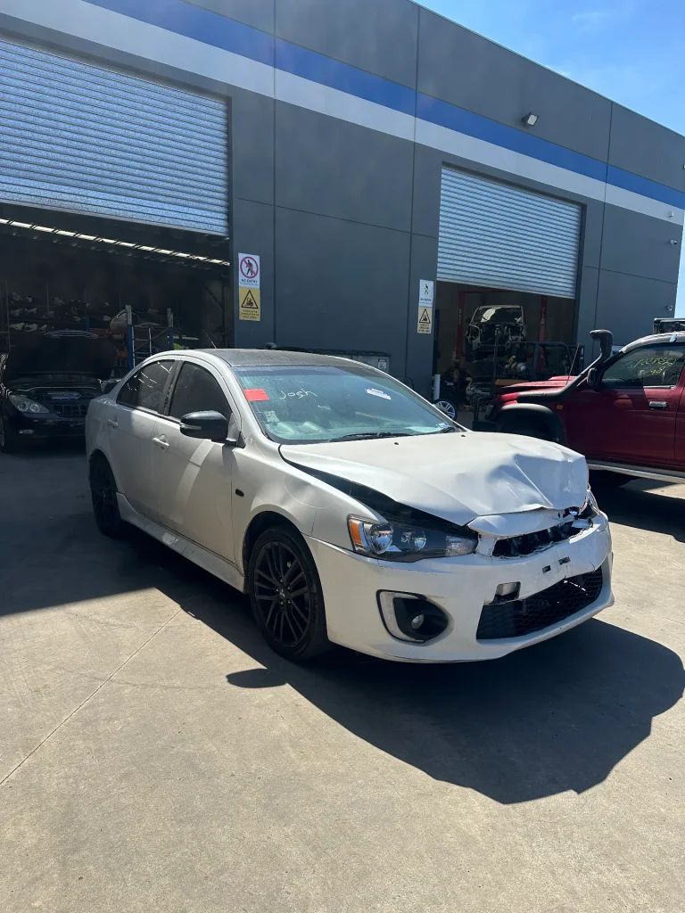 Mitsubishi Lancer 2017 White Auto Petrol