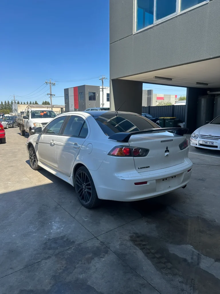 Mitsubishi Lancer 2017 White Auto Petrol
