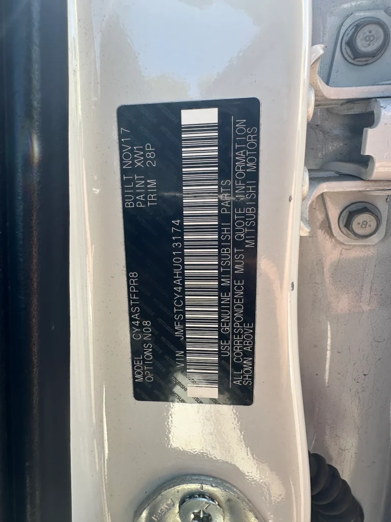 Mitsubishi Lancer 2017 White Auto Petrol