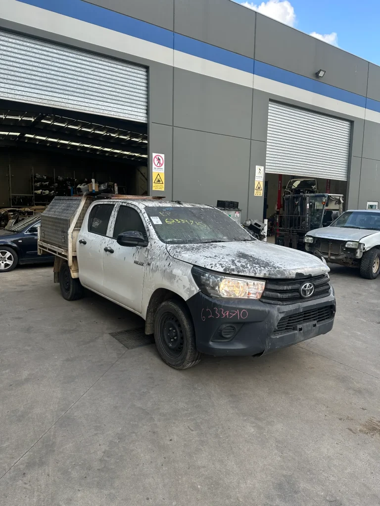 Toyota Hilux 2017 White Man Diesel