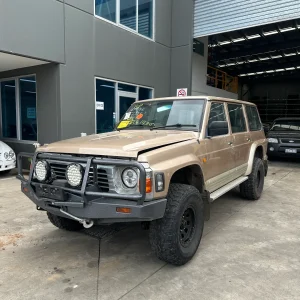 Nissan Patrol 1996 Gold Man Diesel
